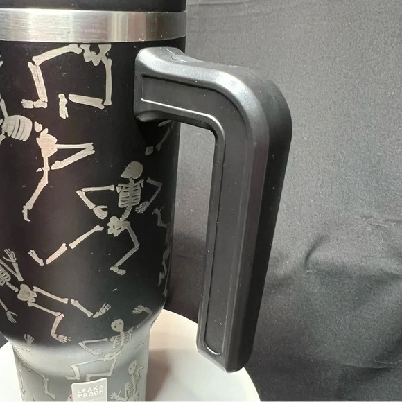 HydraPeak 2024 Stainless Steel Halloween Black & Silver Skeleton 40 OZ. Tumbler - Picture 10 of 12